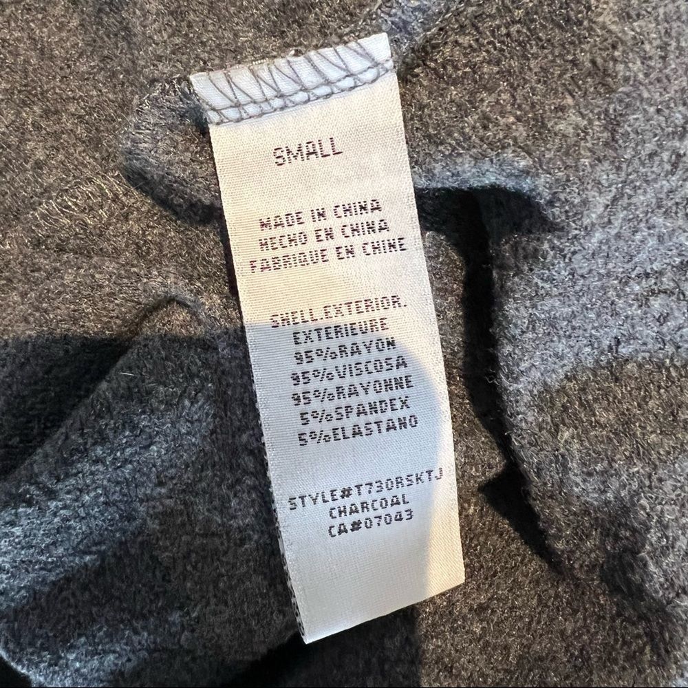 Thread&Supply LongSleeve - Picture 6 of 6